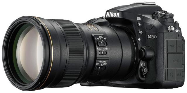 Immagine Allegata: Nikon-D7200-with-Nikkor-300mm-f4-lens.jpg